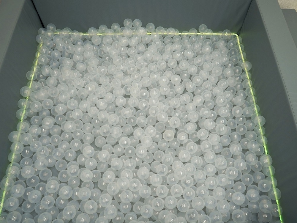 Сухой бассейн с шариками и RGB-подсветкой 190х190 см